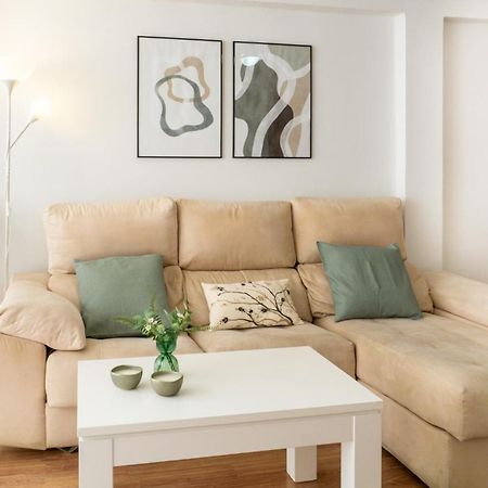 Elegant Malaga Retreat Apartment Exterior photo